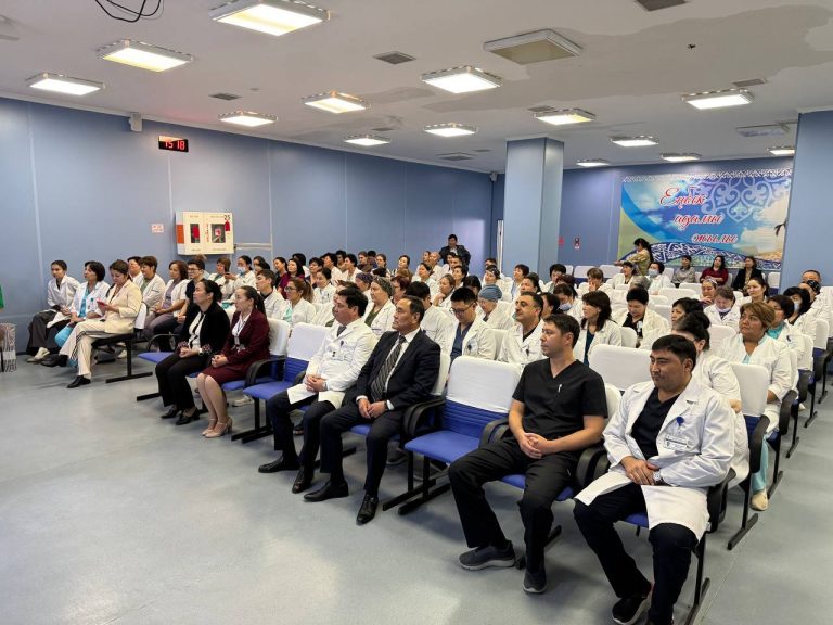 Республика күні мерекесі